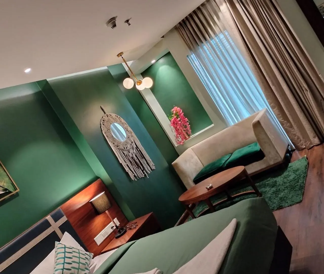 Studioz2Let Gurgaon Hotel